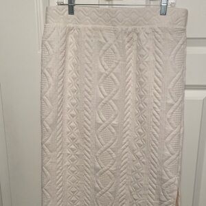 Lou & Grey Textured Cream Pencil Skirt